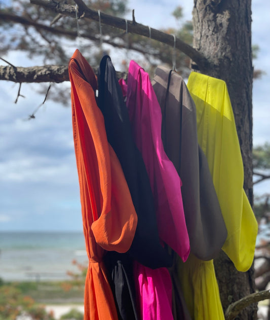 LEFTOVER FABRICS – REBORN – NOT WASTED