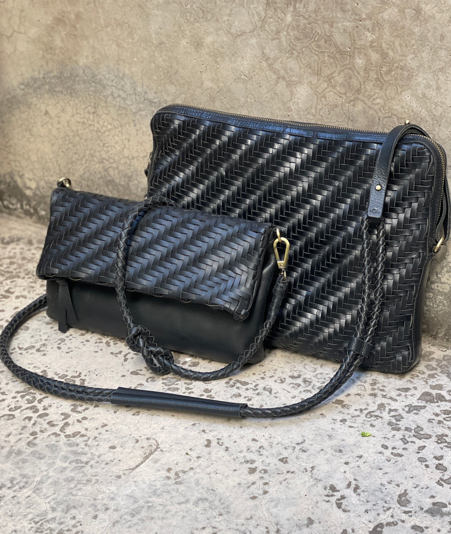 Braid Leather Fold Bag - Black Rebel