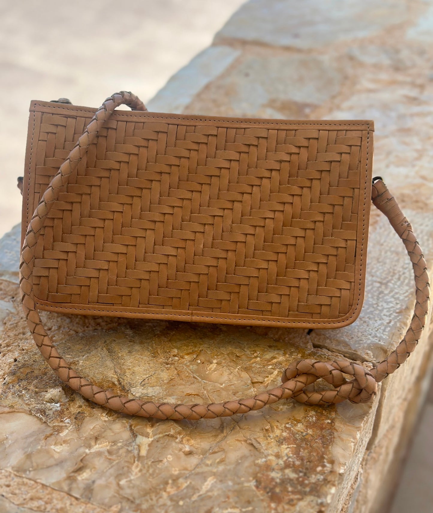 Braid Leather Hand Bag - Natual
