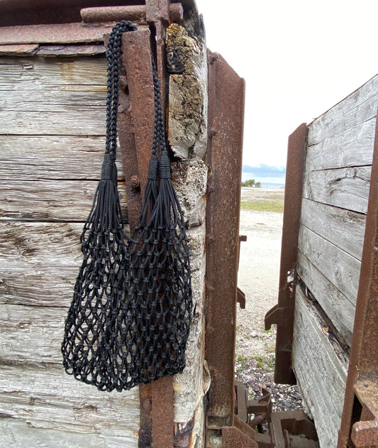 Recycled OBP Knot Bag - Black
